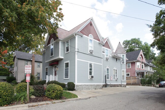 28 Union Ave NE in Grand Rapids, MI - Foto de edificio - Building Photo
