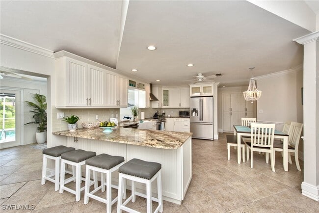 property at 1614 Forest Lakes Blvd