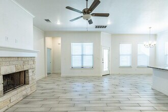 7629 87th St in Lubbock, TX - Building Photo - Building Photo
