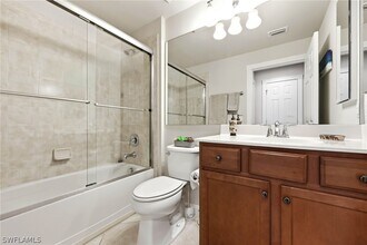 8664 Genova Ct in Naples, FL - Building Photo - Building Photo