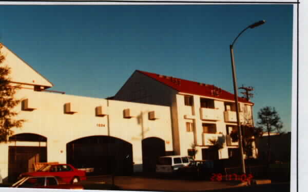 Alamitos Apartments in Long Beach, CA - Building Photo - Building Photo