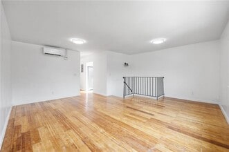 657 Evergreen Ave in Brooklyn, NY - Building Photo - Building Photo