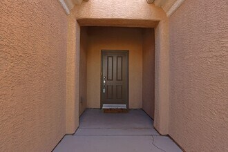 3321 Kingbird Dr in North Las Vegas, NV - Building Photo - Building Photo