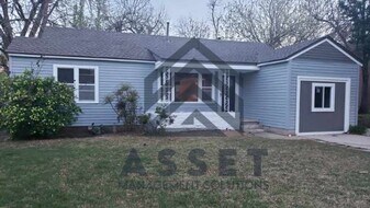 6608 NW 34th St in Bethany, OK - Building Photo