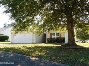 205 Sellhorn Blvd in New Bern, NC - Building Photo - Building Photo