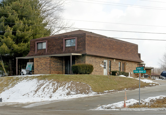 Cedar Bark Village in Marietta, OH - Building Photo - Building Photo