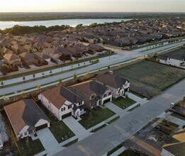 2260 Valencia Dr in Little Elm, TX - Building Photo - Building Photo