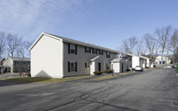 Rose Colony Court in Hampton, NH - Foto de edificio - Building Photo