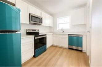 333 NW 17th Ct, Unit 203B in Fort Lauderdale, FL - Foto de edificio - Building Photo