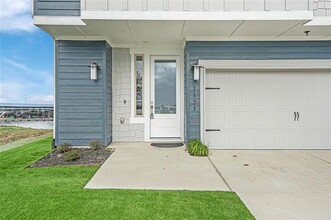 1121 Marc Pl in Rowlett, TX - Building Photo - Building Photo