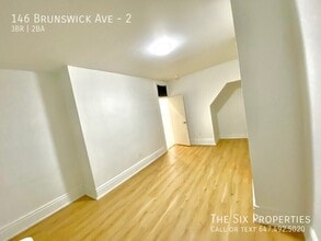 146 Brunswick Ave in Toronto, ON - Building Photo - Building Photo