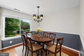 1785 Westwind Way in McLean, VA - Building Photo - Building Photo