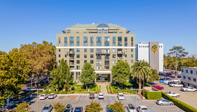 Vendome Place in San Jose, CA - Building Photo - Building Photo