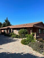 4918 Ladera Sarina in Del Mar, CA - Building Photo