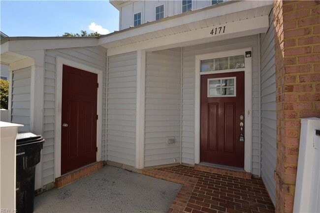 4171 Seafarer Ave in Norfolk, VA - Building Photo - Building Photo