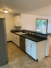 605 Dimick St in Oregon City, OR - Building Photo - Building Photo