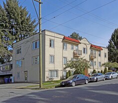 1695 W 11th Ave in Vancouver, BC - Building Photo