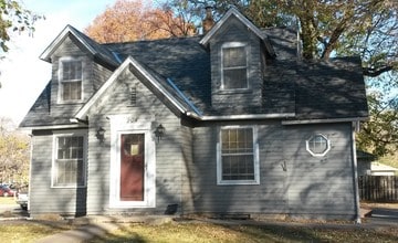 904 E 17th St in Fremont, NE - Building Photo - Building Photo