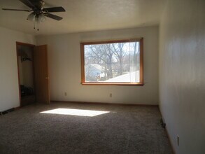 1107 W Maple Ave S, Unit 8D in Springfield, IL - Foto de edificio - Building Photo