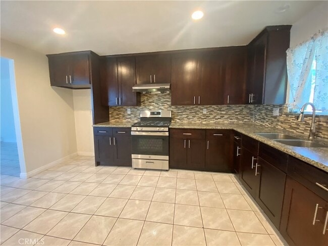 225 N Dalton Ave, Unit 1
