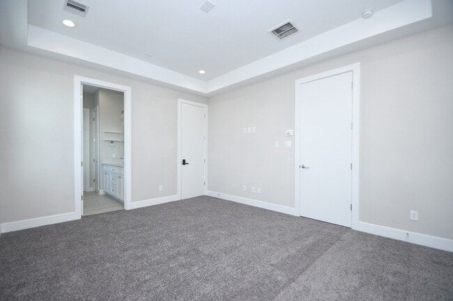 property at 5904 Gardendale Dr