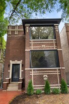 4437 N Whipple St in Chicago, IL - Building Photo