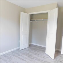 413 S Main St in North Syracuse, NY - Building Photo - Building Photo