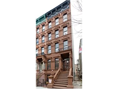 24 W 127th St in New York, NY - Building Photo