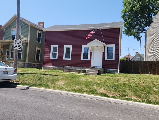 property at 222 N Park Ave