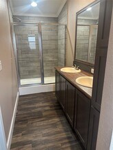 21501 W Hammond Dr in Porter, TX - Building Photo - Building Photo