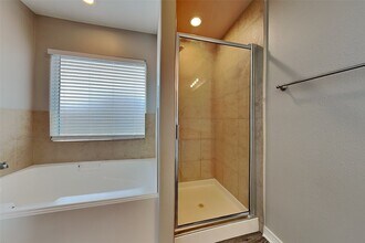 10218 Black Forest Ct in Conroe, TX - Building Photo - Building Photo