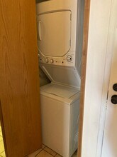 6877      Caminito Mundo in San Diego, CA - Building Photo - Building Photo