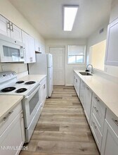 5381 Teton St in Reno, NV - Building Photo - Building Photo