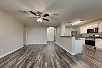 10208 Red Fern Ct in Conroe, TX - Building Photo - Building Photo
