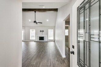 10615 Prospect Hill Dr in Houston, TX - Building Photo - Building Photo