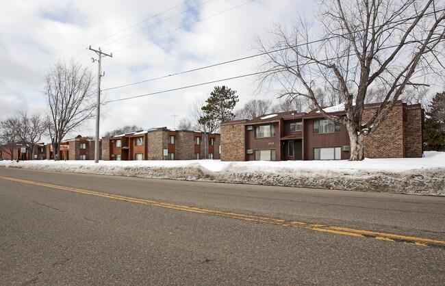 Sunrise East Apartments in St. Cloud, MN - Building Photo - Building Photo