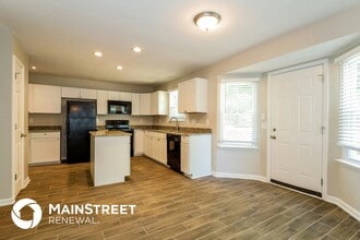 12512 Woodside Falls Rd in Pineville, NC - Building Photo - Building Photo