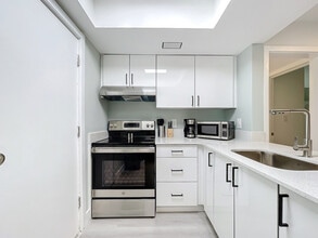 1530 Cordova Rd in Fort Lauderdale, FL - Building Photo - Building Photo