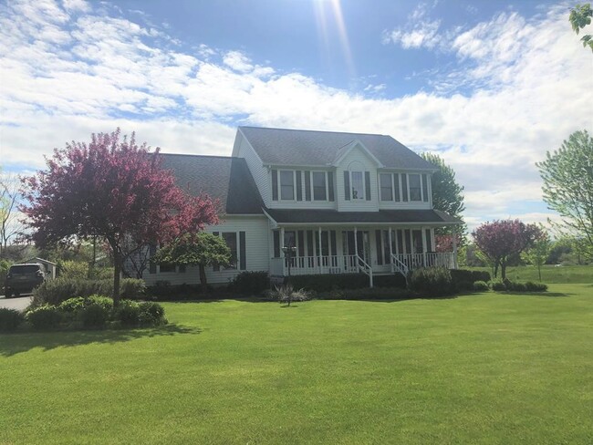 property at 4 Woodsview Dr