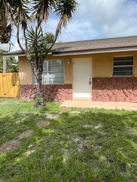 property at 1045 Miami Blvd