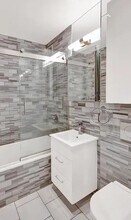 410 E 13th St in New York, NY - Building Photo - Building Photo