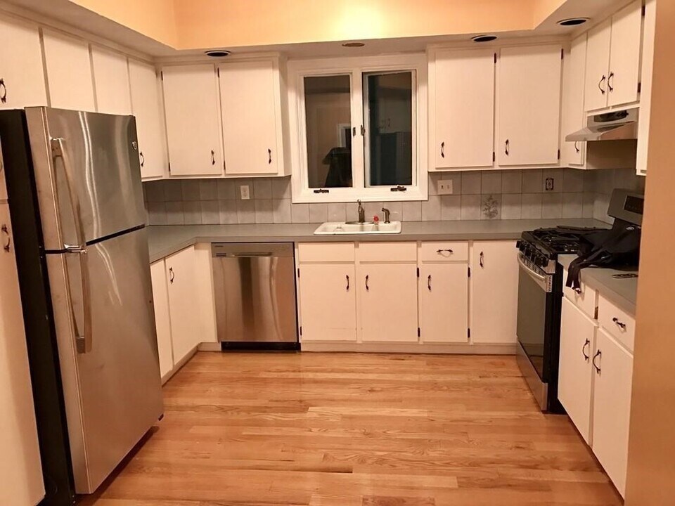25 Franklin Ave in Chelsea, MA - Building Photo