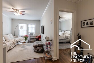 2151 N Fremont St, Unit 2 in Chicago, IL - Building Photo - Building Photo