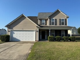 5711 Nessee St in Fayetteville, NC - Building Photo