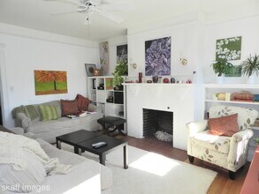 40 Linnaean St, Unit 2 in Cambridge, MA - Building Photo - Building Photo