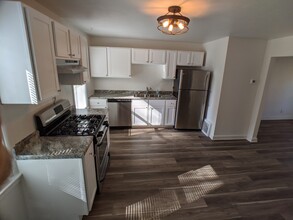 1315 S Norwood Ave, Unit 1315 in Green Bay, WI - Building Photo - Building Photo
