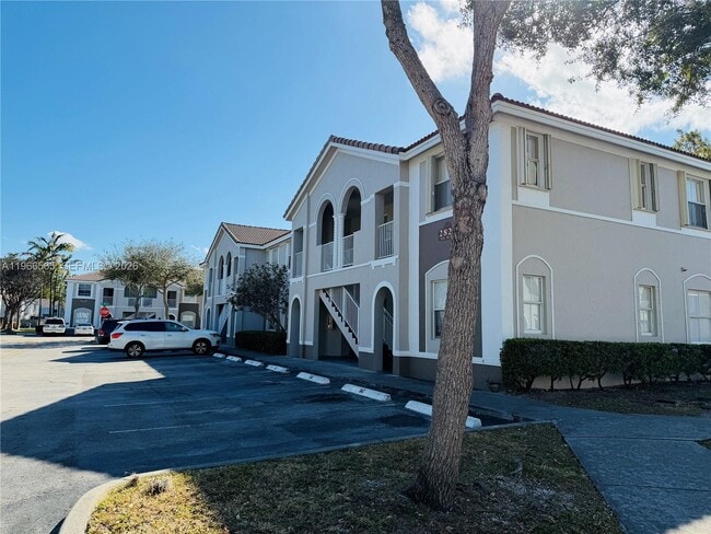 2826 SE 16th Pl in Homestead, FL - Building Photo - Building Photo