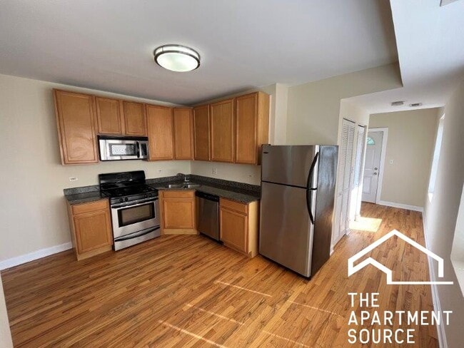 4606 N Monticello Ave in Chicago, IL - Building Photo - Building Photo