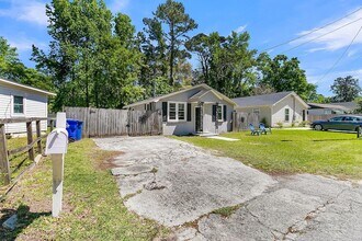 1442 Agatha St in Charleston, SC - Foto de edificio - Building Photo