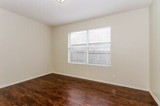 8540 Charleston Ave in Fort Worth, TX - Building Photo - Building Photo